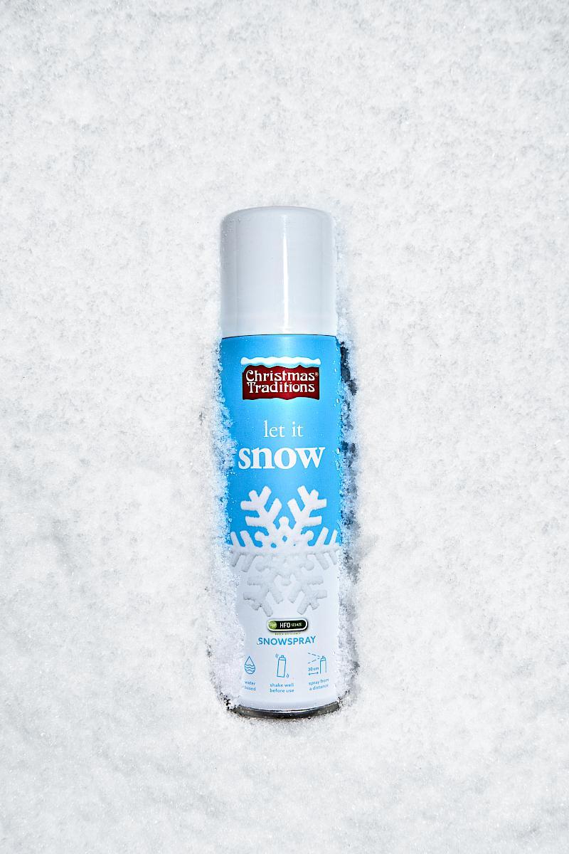 Snow spray laying on snow